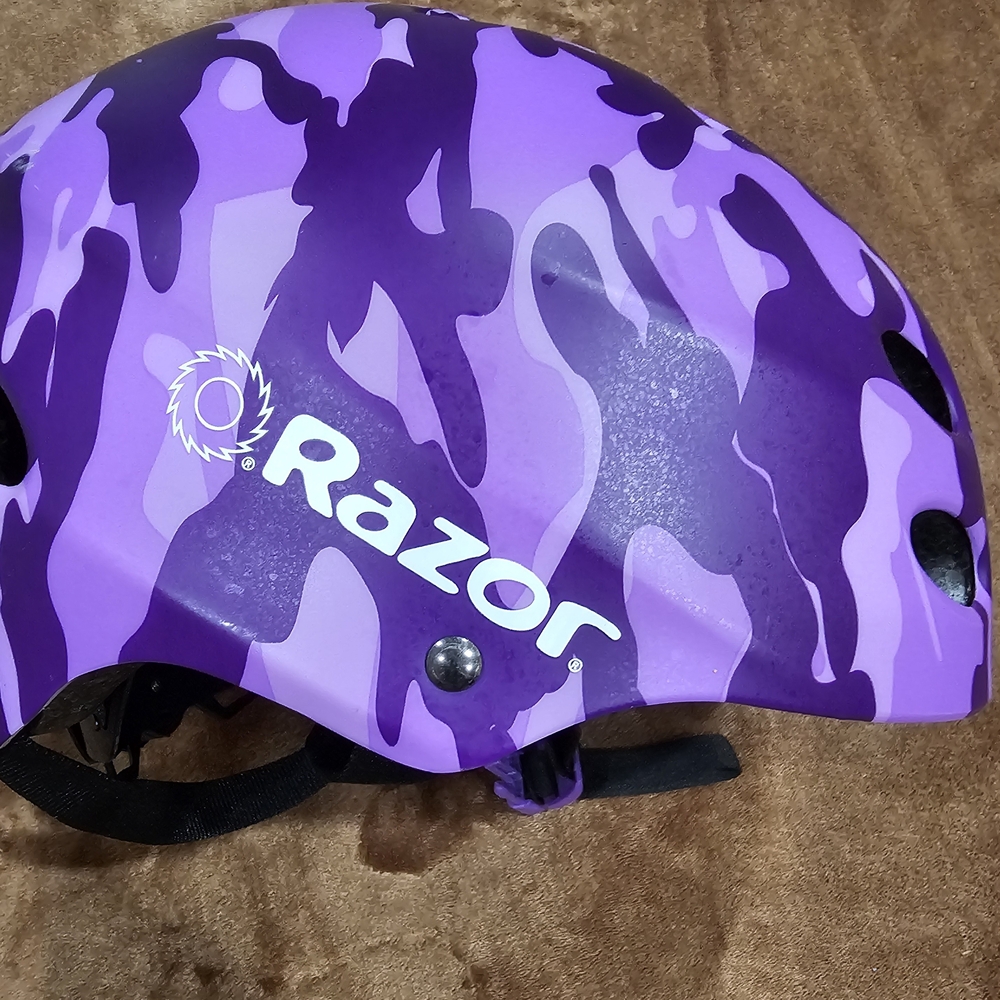 Razor Purple Hat Accessories